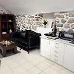 Lithos Traditional House * Areopoli