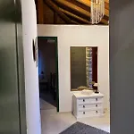 Lithos Traditional House