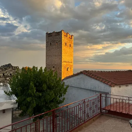 Lithos Traditional House * Areopoli