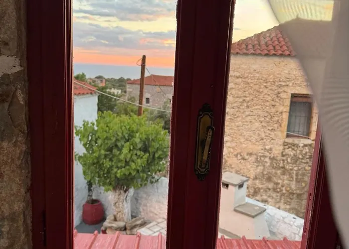 Dom wakacyjny Lithos Traditional House Areopoli